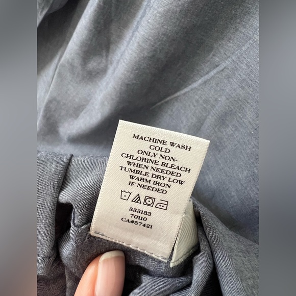 Ann Taylor Top - Picture 2 of 4